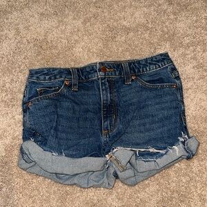 Universal thread shorts